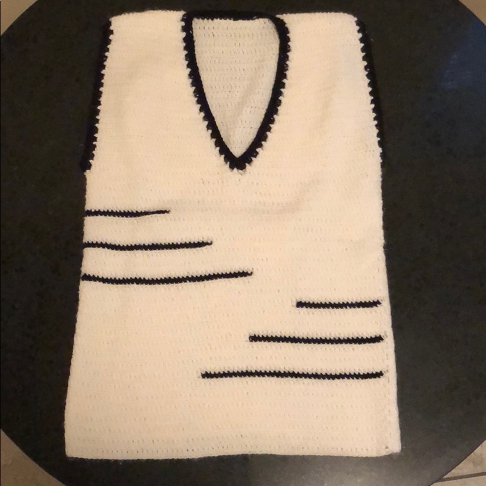 VINTAGE handmade crochet black and white top